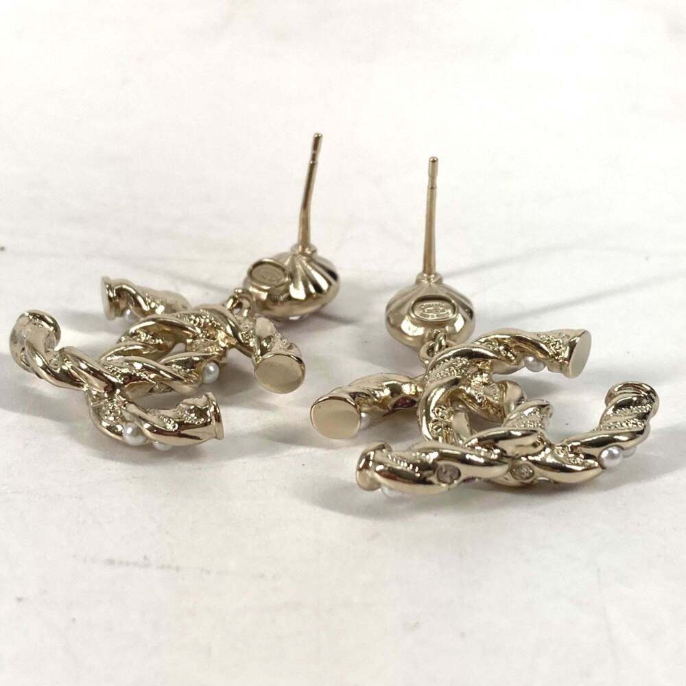 CHANEL Authentic Pink Pearl Logo Earrings - Picture 11 of 11